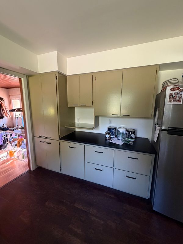 Kitchen and Cabinet Refinishing