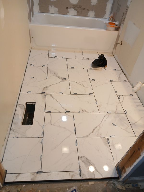 Makanda master and full bath