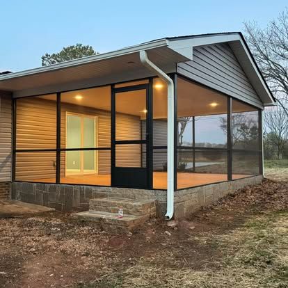 Easy Breeze Enclosures