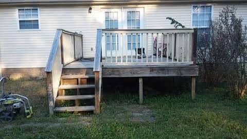 DECKS