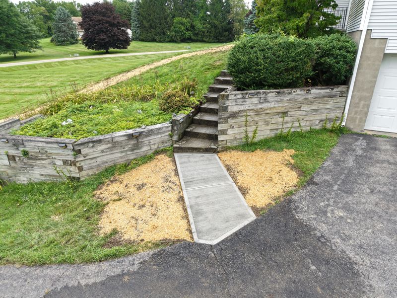 Walkway building