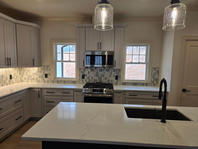 Kitchen Backsplash Tiling