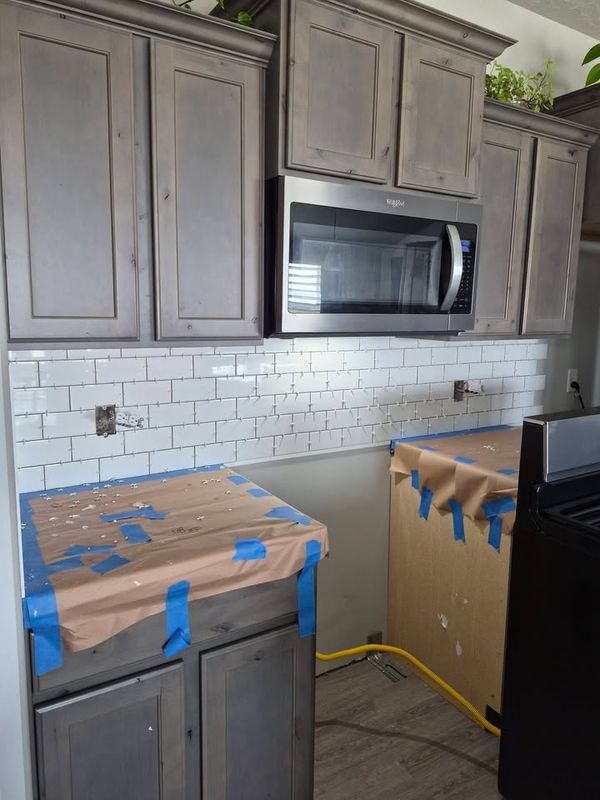 Kitchen Backsplash Installation
