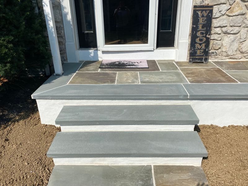 Flagstone/masonry hardscaping