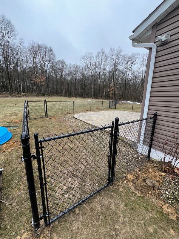 Robust & Elegant Fencing Solutions in [Location]