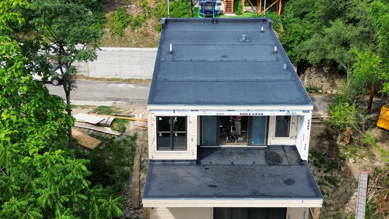 EPDM Roof installation
