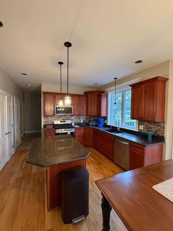 Kitchen and Cabinet Refinishing