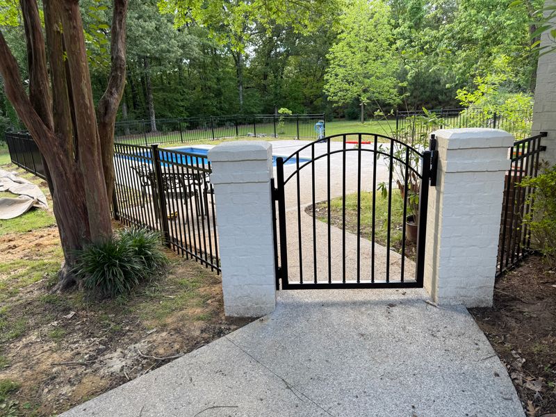 Ornamental Aluminum/Steel Fence