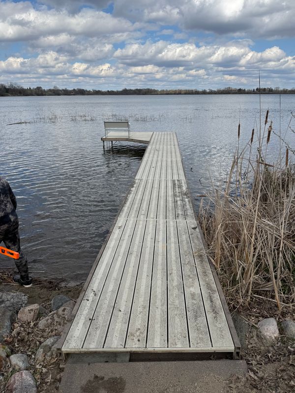 Dock installation / Removal