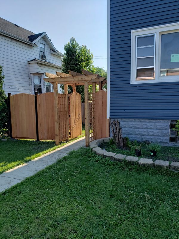 CEDAR WOOD FENCES