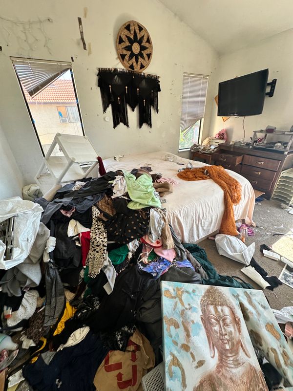Eviction clean out in Palmdale CA