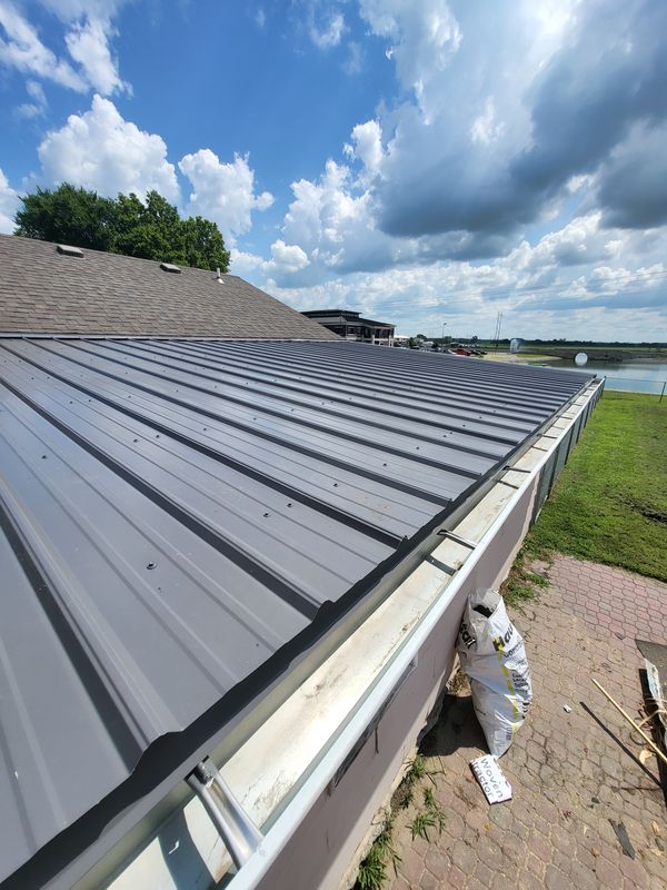 Belvue Metal Roofing Renovation: Restoring Integrity and Preventing Water Damage with JOE'Z Carpentry & Remodeling