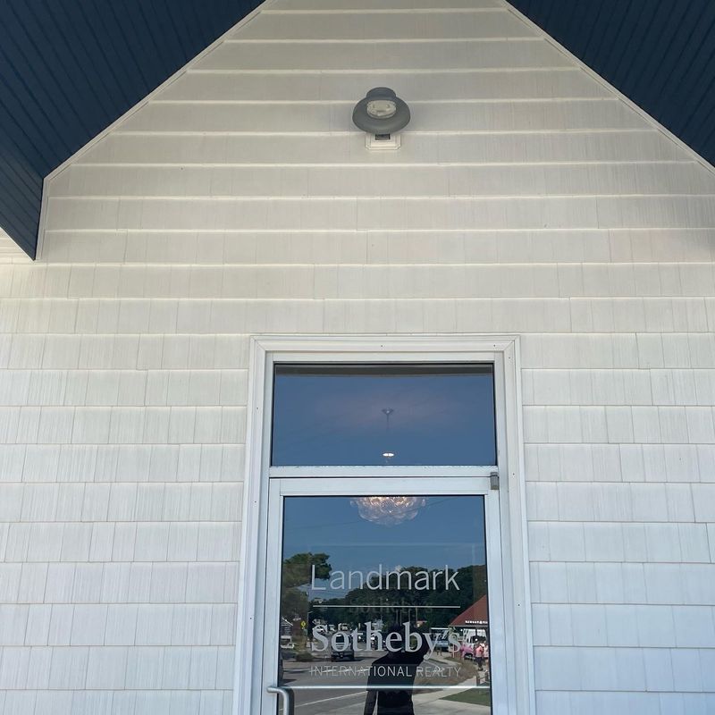 Store Front Washing