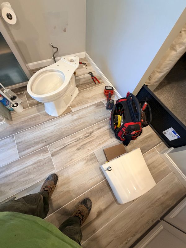 Toilet Install & Repair