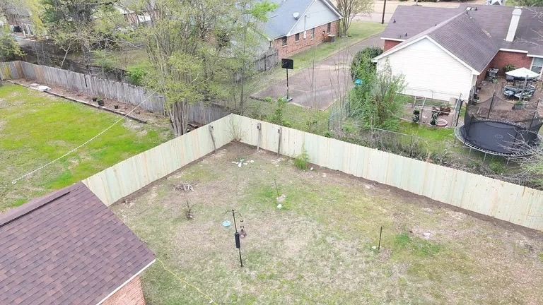 Revamping Boundaries: A Fresh Start with Garcia Scapes' Superior Fencing