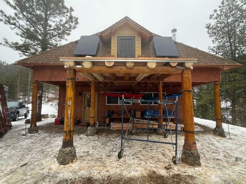 Log Home Chinking in Montana