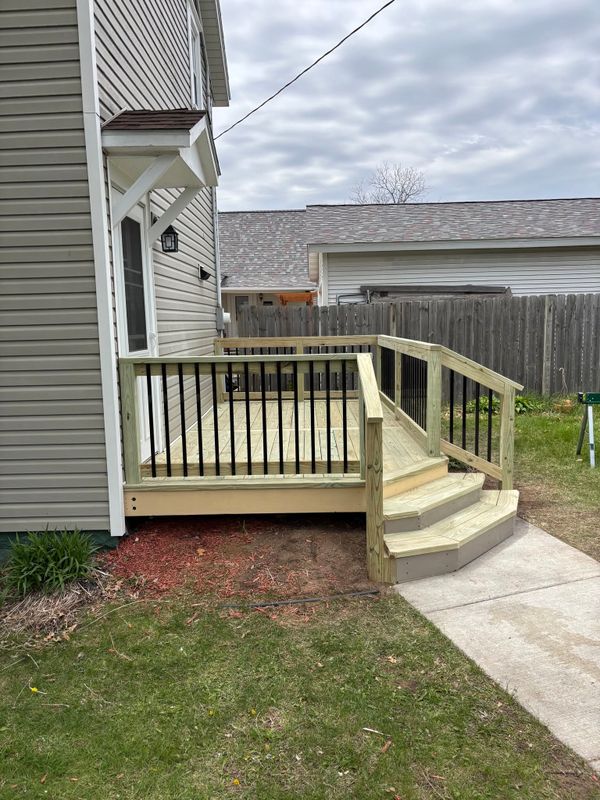Custom Deck Construction