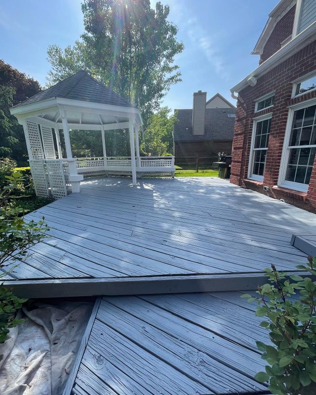 Deck Staining and Sealing
