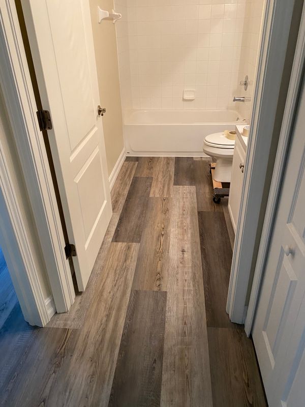 Luxury Vinyl Plank (LVP)
