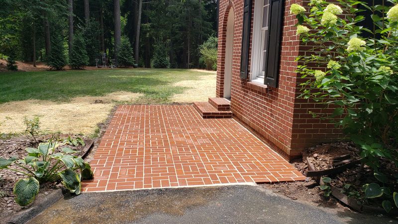 Hardscape brick laying
