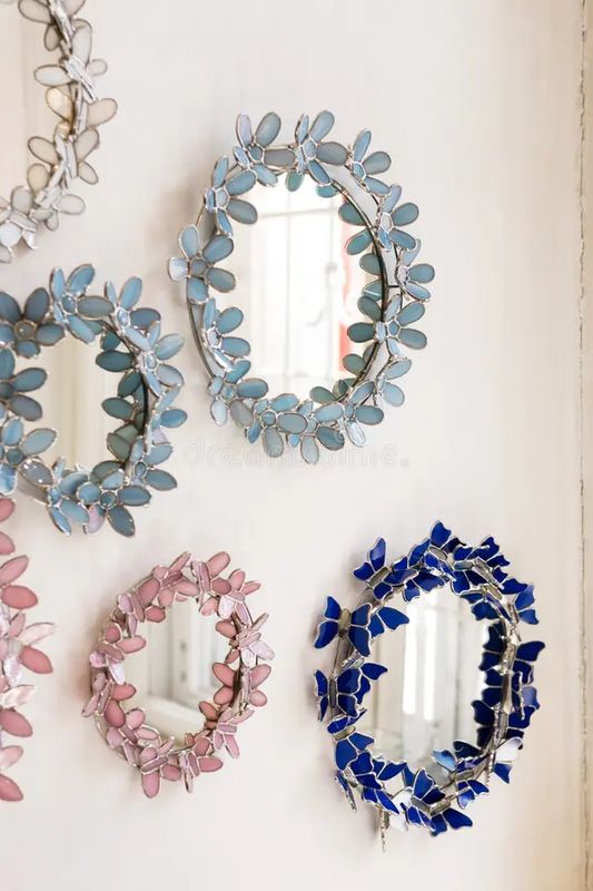 Picture, Mirror & Art Hanging