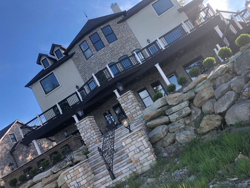 Natural Stone Hardscape