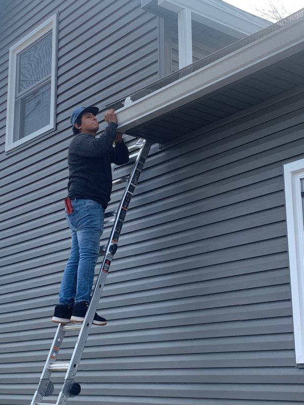 Clark County Commitment: Primetime Roofing's Excellence in Customer Care and Craftsmanship