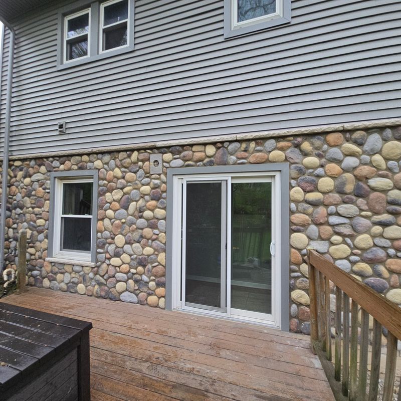 Stone Veneer
