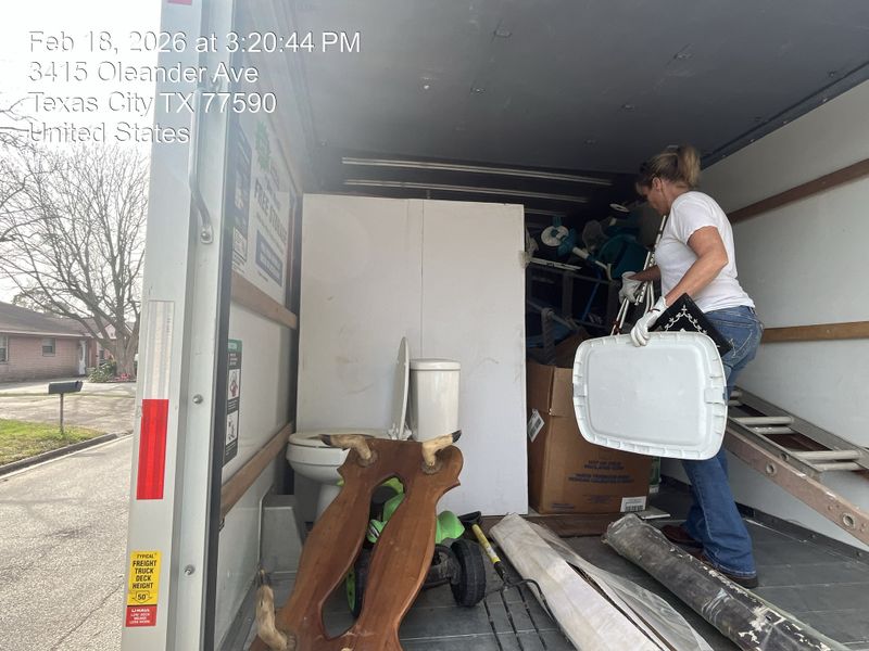 Trash-Outs, Debris & Special Waste Removal