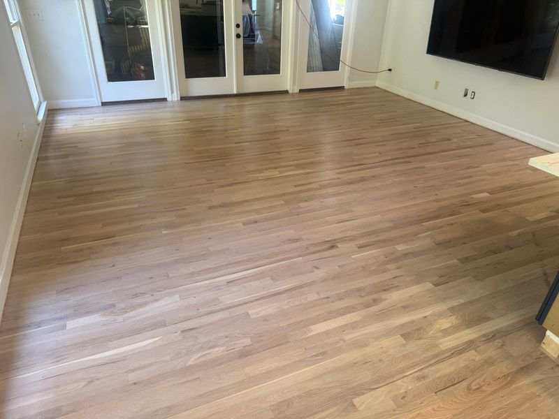 Solid hardwood installation