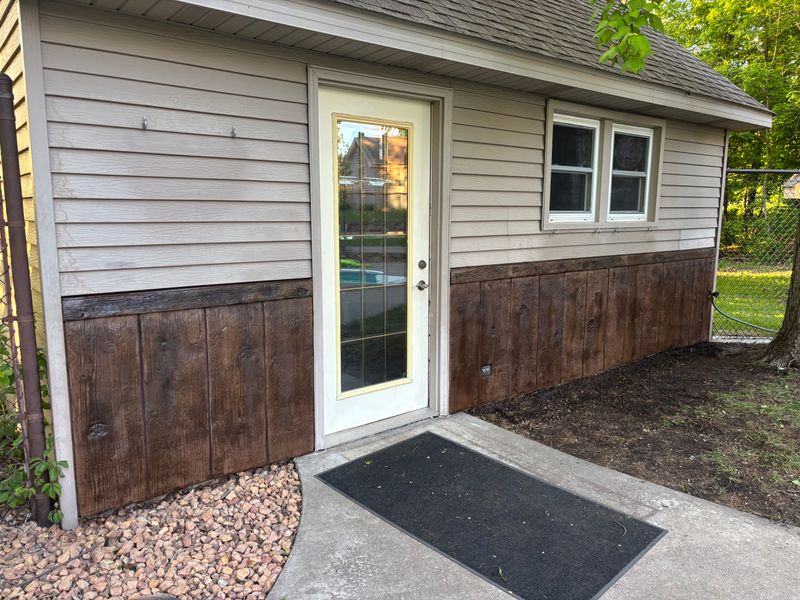 Exterior Vertical Concrete