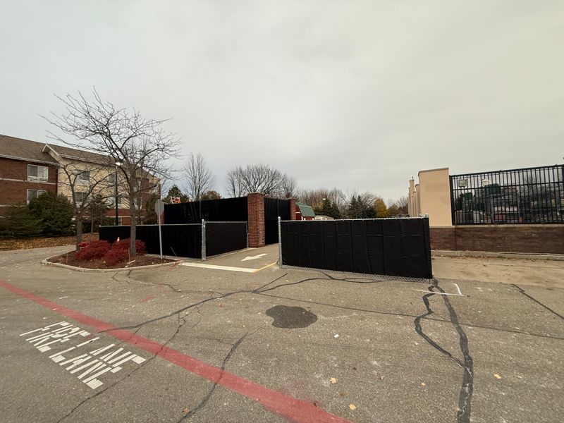 Commercial Fencing