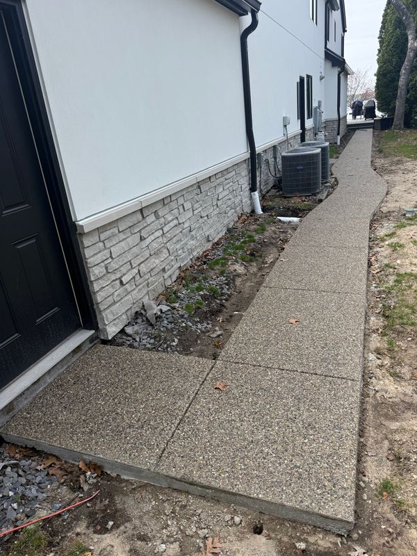 Concrete Sidewalk Installation