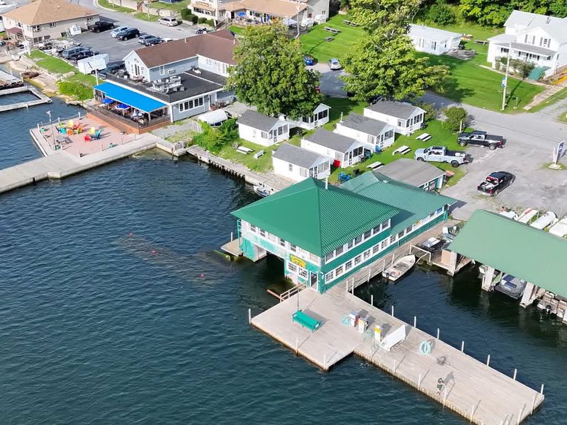Henchen Marina Henderson Harbor