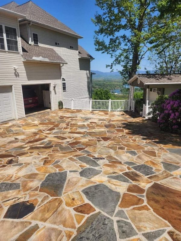 Driveway and Sidewalk Cleaning