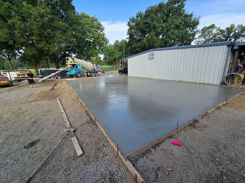 Concrete Pouring & Finishing
