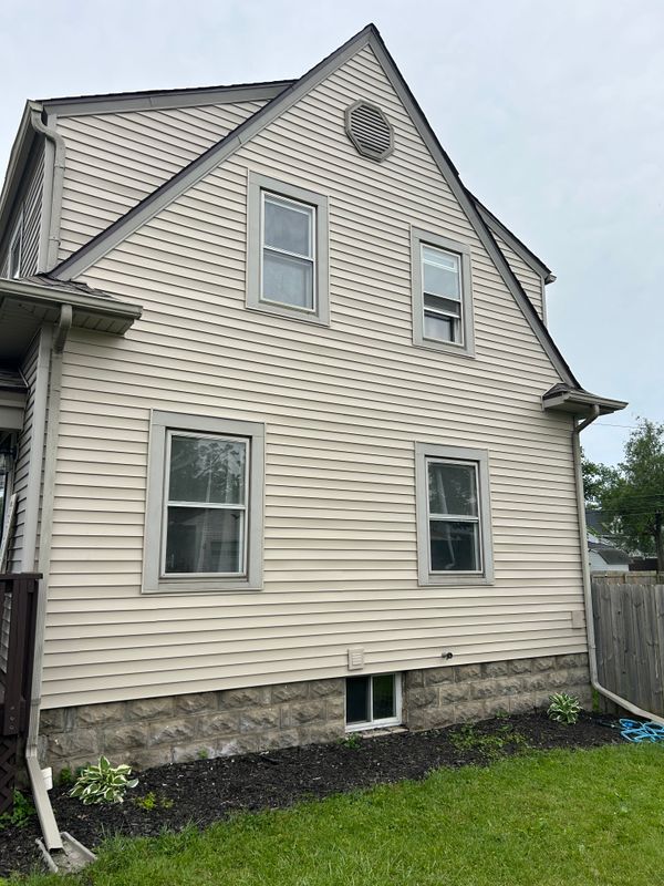 Siding Installation & Repair Service