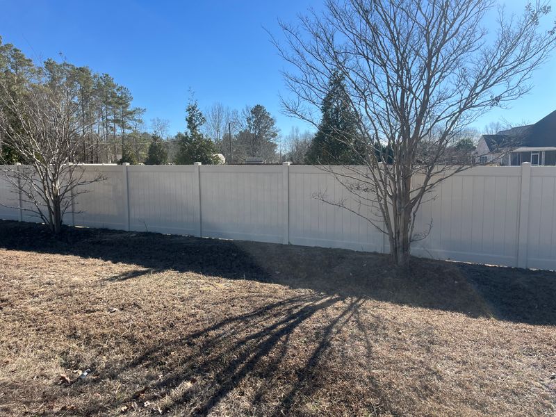Vinyl fence 
