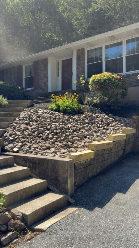 Mulch Bed Installation and Renovation
