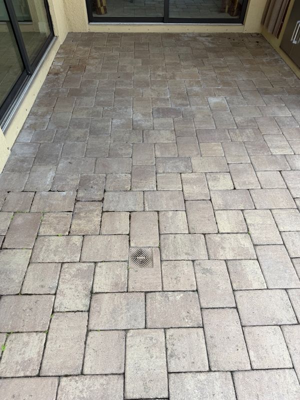 Deck & Patio Cleaning