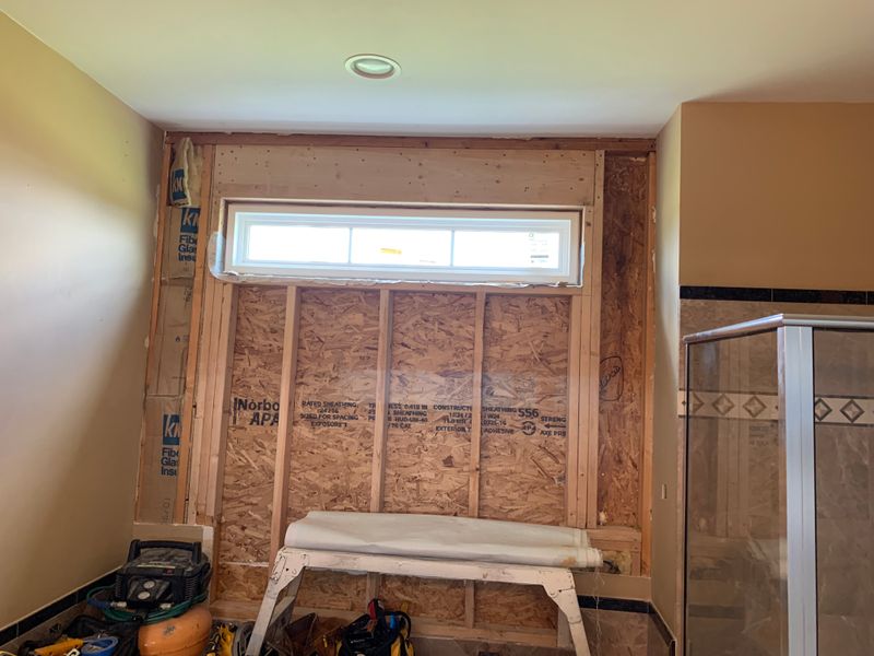 Laxs dr - windows, siding 