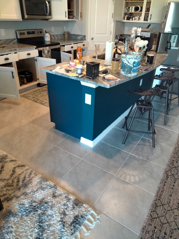 Cabinets 
