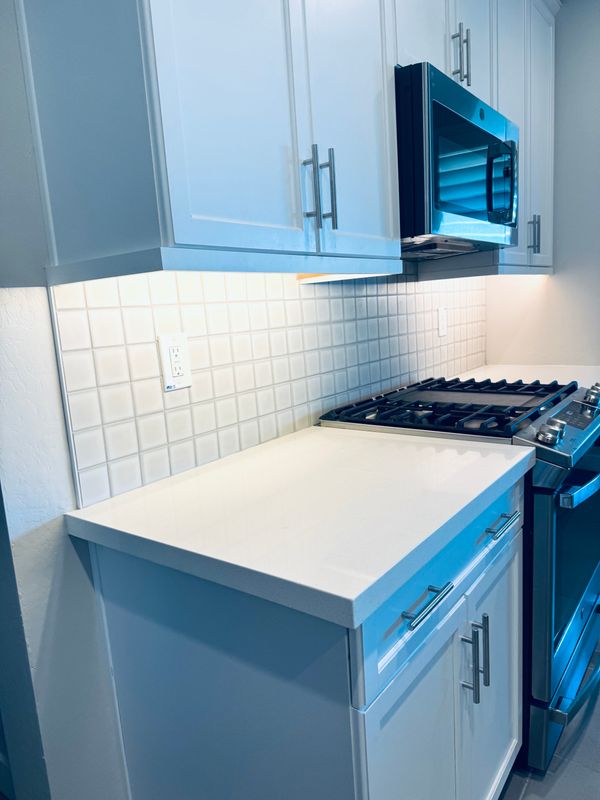 Kitchen Backsplash Installation