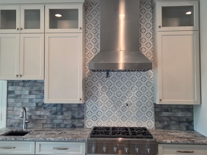 Kitchen Counter Tiling