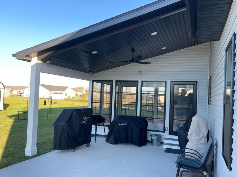 Porch Cover Building