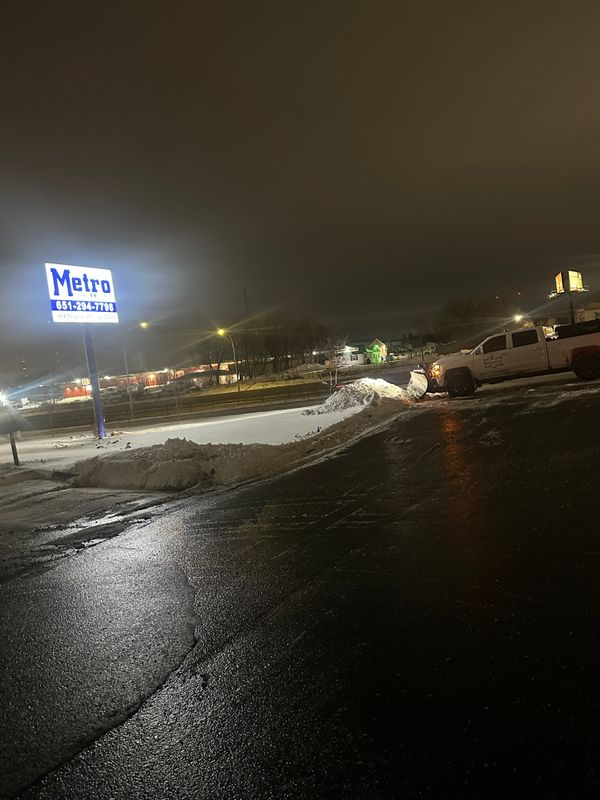 Commercial Snow Removal and Salting