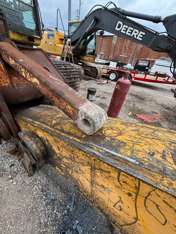 Heavy Equipment & Repairs