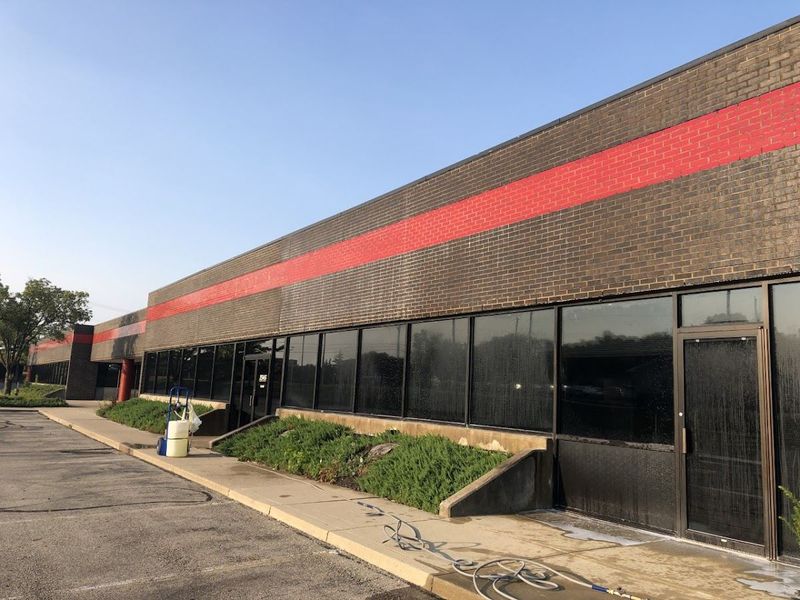 Commercial Pressure Washing