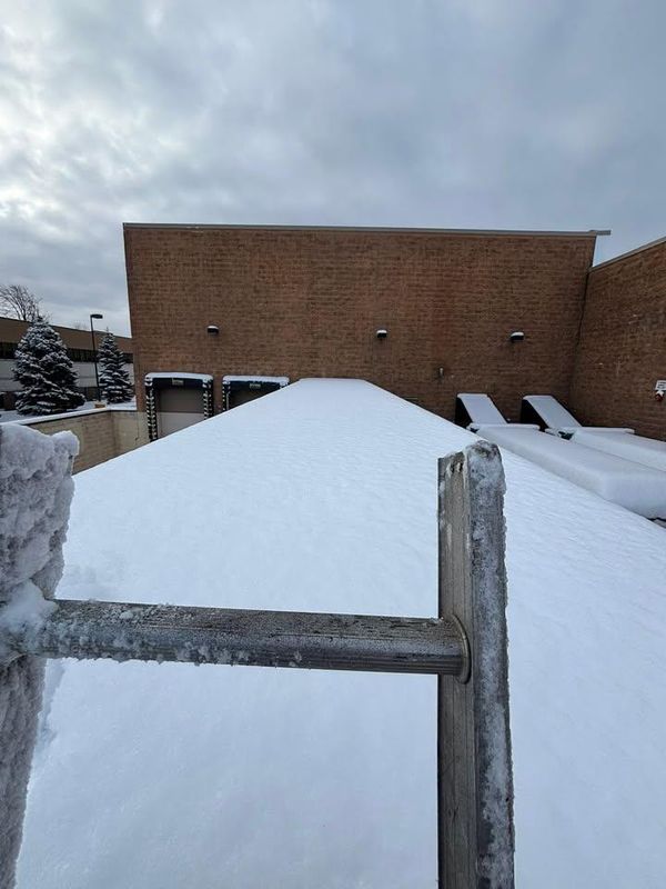 Commercial & Residential Snowplowing