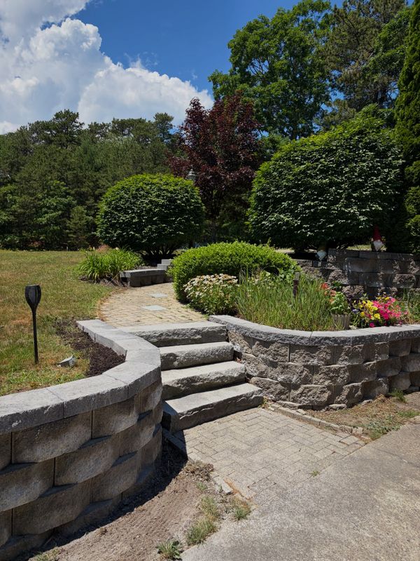 Walkways & Pathways